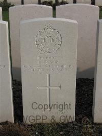 Bailleul Communal Cemetery Extension (Nord) - Esson, Robert McBeath