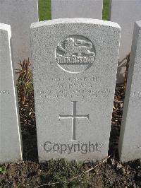 Bailleul Communal Cemetery Extension (Nord) - Evans, W
