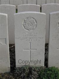 Bailleul Communal Cemetery Extension (Nord) - Findlay, J