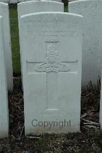 Bailleul Communal Cemetery Extension (Nord) - Godman, Laurence