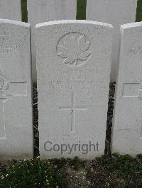 Bailleul Communal Cemetery Extension (Nord) - Gray, W