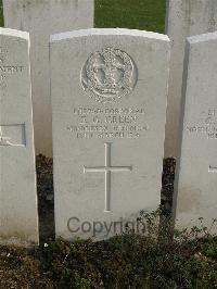 Bailleul Communal Cemetery Extension (Nord) - Green, E G