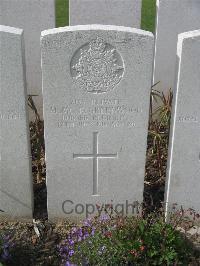 Bailleul Communal Cemetery Extension (Nord) - Greenwood, Malcolm McKenzie