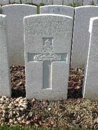 Bailleul Communal Cemetery Extension (Nord) - Grundy, Samuel