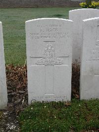 Bailleul Communal Cemetery Extension (Nord) - Hack, F