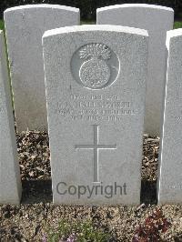 Bailleul Communal Cemetery Extension (Nord) - Hallsworth, G H