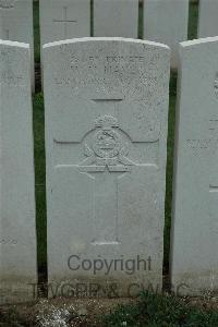 Bailleul Communal Cemetery Extension (Nord) - Hamer, W H