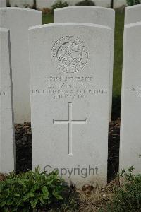 Bailleul Communal Cemetery Extension (Nord) - Hamilton, E