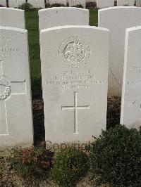 Bailleul Communal Cemetery Extension (Nord) - Hamilton, L H