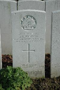 Bailleul Communal Cemetery Extension (Nord) - Hannah, Samuel Robert