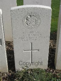 Bailleul Communal Cemetery Extension (Nord) - Hanton, A