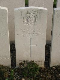 Bailleul Communal Cemetery Extension (Nord) - Harman, W J