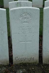 Bailleul Communal Cemetery Extension (Nord) - Harper, C