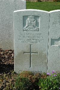 Bailleul Communal Cemetery Extension (Nord) - Harrison, W H