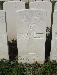 Bailleul Communal Cemetery Extension (Nord) - Hartley, E