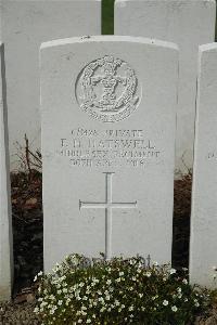 Bailleul Communal Cemetery Extension (Nord) - Hatswell, F H