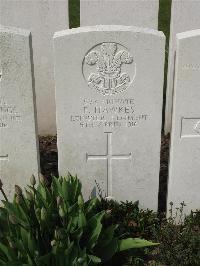 Bailleul Communal Cemetery Extension (Nord) - Hawkes, P