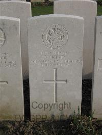 Bailleul Communal Cemetery Extension (Nord) - Hedley, A