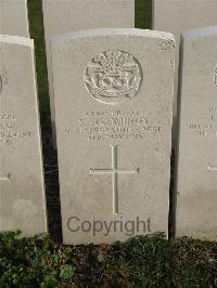 Bailleul Communal Cemetery Extension (Nord) - Hemmings, S