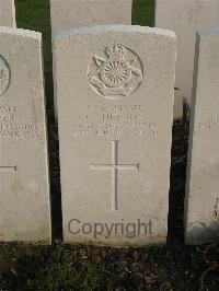 Bailleul Communal Cemetery Extension (Nord) - Henson, C