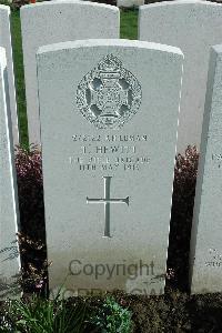 Bailleul Communal Cemetery Extension (Nord) - Hewitt, T
