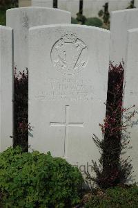 Bailleul Communal Cemetery Extension (Nord) - Hickey, Thomas