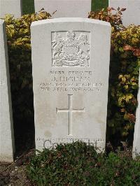 Bailleul Communal Cemetery Extension (Nord) - Higham, John