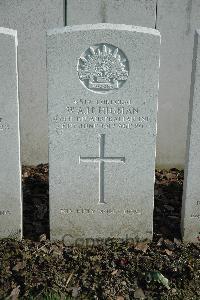 Bailleul Communal Cemetery Extension (Nord) - Higman, Walter Arthur Horace