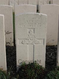 Bailleul Communal Cemetery Extension (Nord) - Hill, J