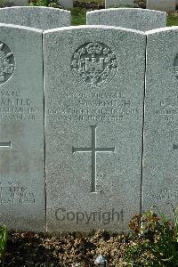 Bailleul Communal Cemetery Extension (Nord) - Hobrough, Sidney Charles