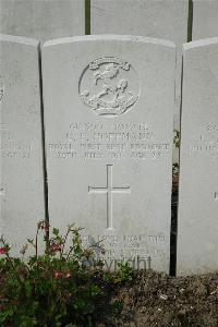 Bailleul Communal Cemetery Extension (Nord) - Hoffmann, C F