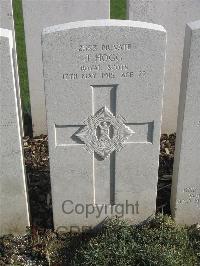 Bailleul Communal Cemetery Extension (Nord) - Hogg, James