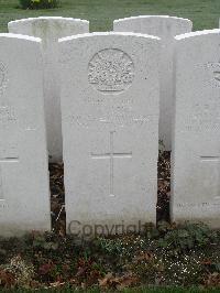Bailleul Communal Cemetery Extension (Nord) - Hore, Stanley Edward