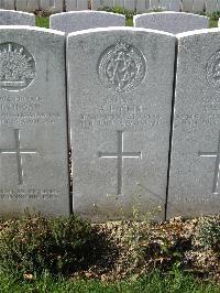 Bailleul Communal Cemetery Extension (Nord) - Hoskin, A