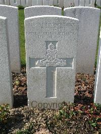 Bailleul Communal Cemetery Extension (Nord) - Howse, J