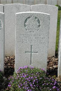 Bailleul Communal Cemetery Extension (Nord) - Hutchinson, George