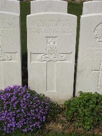 Bailleul Communal Cemetery Extension (Nord) - Jarvis, Walter George