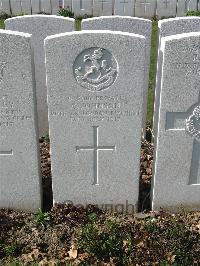 Bailleul Communal Cemetery Extension (Nord) - Johnson, G