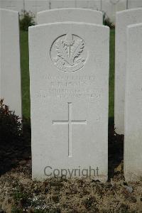 Bailleul Communal Cemetery Extension (Nord) - Jones, Robert Pierce