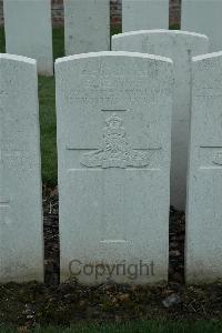 Bailleul Communal Cemetery Extension (Nord) - Kendle, E