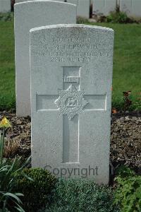 Bailleul Communal Cemetery Extension (Nord) - Kerwood, P M