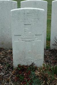 Bailleul Communal Cemetery Extension (Nord) - King, George Edward