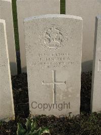Bailleul Communal Cemetery Extension (Nord) - Kinsella, J