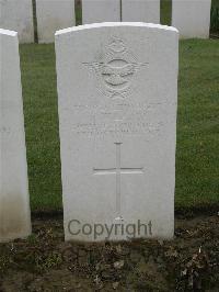 Bailleul Communal Cemetery Extension (Nord) - Laird, H W