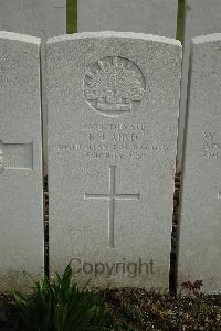 Bailleul Communal Cemetery Extension (Nord) - Laird, K