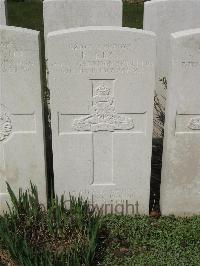 Bailleul Communal Cemetery Extension (Nord) - Leck, Ernest