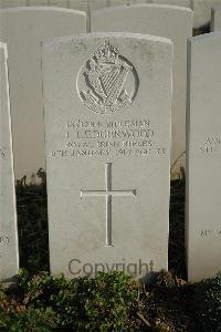 Bailleul Communal Cemetery Extension (Nord) - Ledgerwood, John