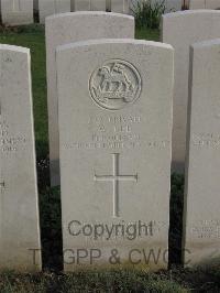 Bailleul Communal Cemetery Extension (Nord) - Lee, William
