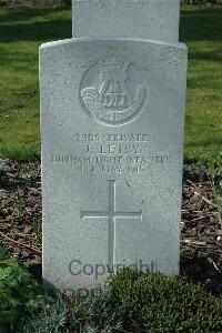 Bailleul Communal Cemetery Extension (Nord) - Letby, J