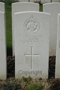 Bailleul Communal Cemetery Extension (Nord) - Lewis, J